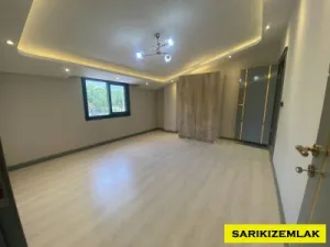 Edremit Kadıköy`de Müstakil Triplex Villa Geniş Kullanım Alanına sahip,AVM` ye Yürüme Mesafesindedir  - Kadıköy Edremit Balıkesir Satılık Villa - 15