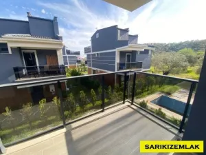 Edremit Güre`de  Dağ ve Deniz Manzaralı Acil Satılık Havuzlu Villa   - Güre Edremit Balıkesir Satılık Villa - 4