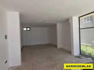 Edremit Kadıköy`de Yan Yola yakın Kiralık Dükkan bayilik olarak kullanıla bilir körfez hastanesine yakın avm yakın  - Kadıköy Edremit Balıkesir Kiralık Dükkan & Mağaza - 3