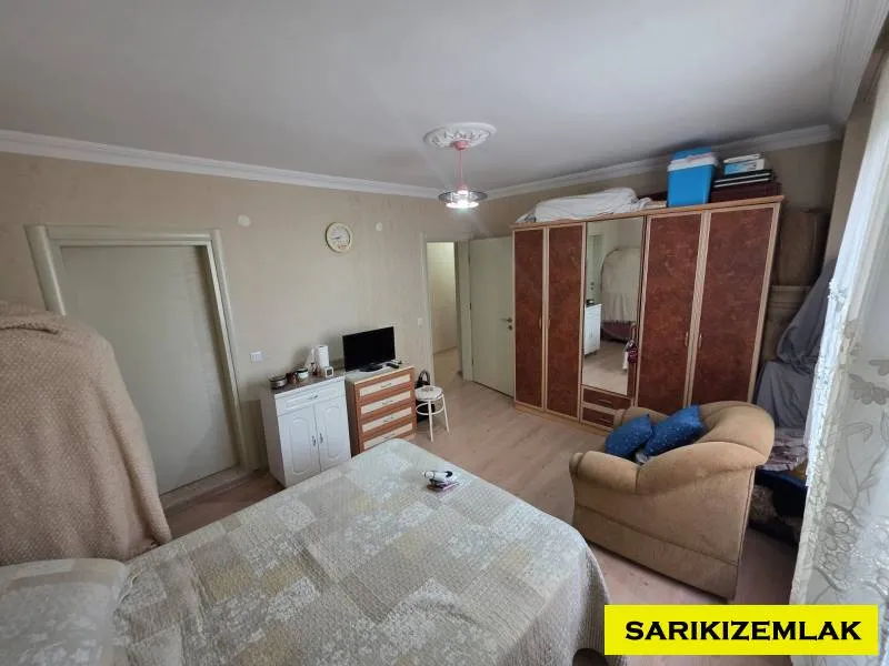  KADIKÖY EROĞLAN MAHALLESİNDE KULLANİŞLI ZEYTİNLİK MAZARALI 3+1 DAİRE - Eroğlan Edremit Balıkesir Satılık Daire