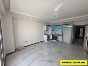 EDREMİT EROĞLAN`DA FIRSAT 2+1 AÇIK MUTFAK ARA KAT DAİRE  - Eroğlan Edremit Balıkesir Satılık Daire - 2