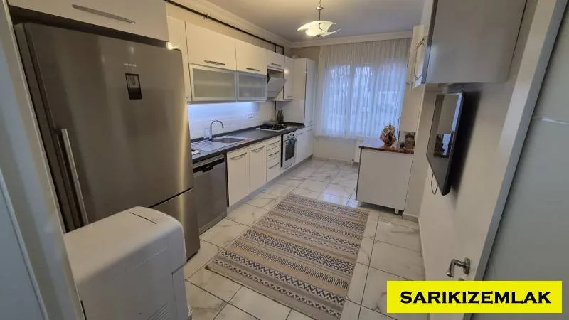 GAZİCELAL`DE 3+1 MASRAFSIZ İÇİNDE ÖZEL YAPILMIŞ DOLAPLARIYLA BIRAKILACAK  - Gazi Celal Edremit Balıkesir Satılık Daire