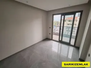 Balıkesir Edremit Hamidiye Kiralık Büro & Ofis - Edremit Hamidiye Mahallesinde Şahin Plazada Lüx 2+1 Kiralık  Ofis & Büro