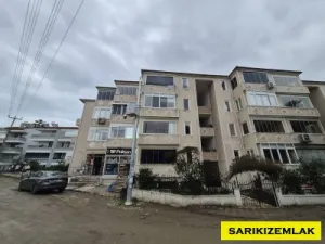 Balıkesir Satılık Daire - Akçay Merkezde Satılık Çok Geniş 2+1 Daire Yazlık