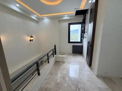 Edremit Güre`de Site içi, Müstakil Tadında Bahçe Kullanımlı, Satılık 1+1 Daire - Güre Edremit Balıkesir Satılık Daire - 3