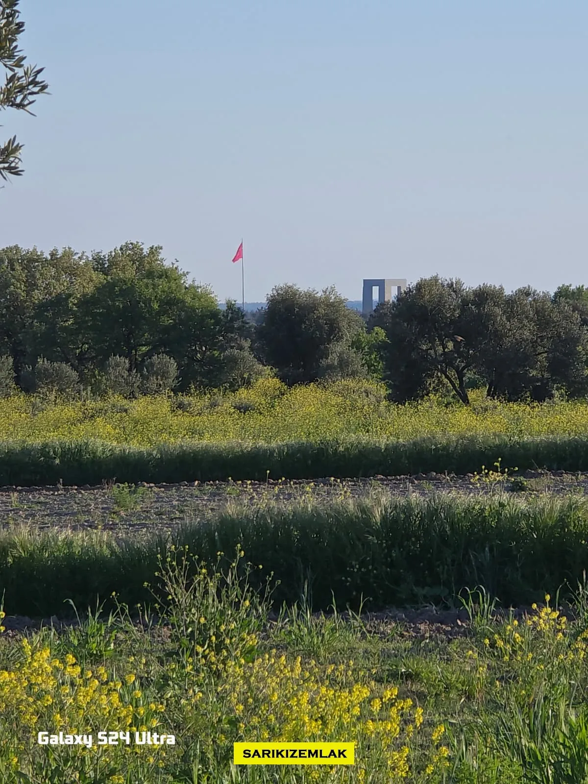 Çanakkale Eceabat Alçıtepe Köyünde Şehitler Abidesi Manzaralı Satılık Tarla  - Alçıtepe Eceabat Çanakkale Satılık Tarla