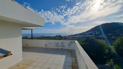 Avcılar'da Deniz ve Dağ Manzaralı Köşe Parsel Satılık Villa - Avcılar Edremit Balıkesir Satılık Villa - 1