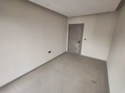 Edremit Hamidiye'de Şahin Plazada Arakat Lüx 2+1 Kiralık Ofis - Hamidiye Edremit Balıkesir Kiralık Büro & Ofis - 4