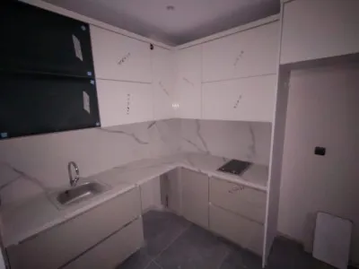 Edremit Hamidiye'de Şahin Plazada Arakat Lüx 2+1 Kiralık Ofis - Hamidiye Edremit Balıkesir Kiralık Büro & Ofis - 11