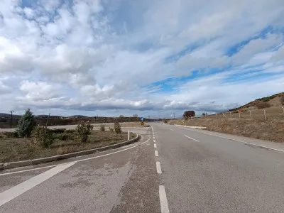 Çanakkale Ezine Satılık 21999m² İzmir Yolu Üzeri Fırsat Tarla - çarıksız Ezine Çanakkale Satılık Tarla - 8