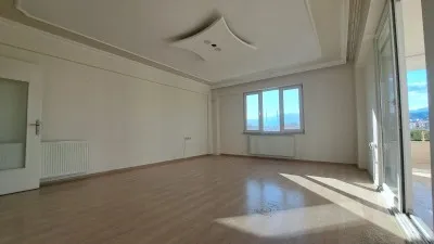 Hamidiyede Yolun Alt Tarafında Kiralık Geniş 2+1 Ön Cephe Daire  - Hamidiye Edremit Balıkesir Kiralık Daire - 18