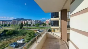 Hamidiyede Yolun Alt Tarafında Kiralık Geniş 2+1 Ön Cephe Daire  - Hamidiye Edremit Balıkesir Kiralık Daire - 19