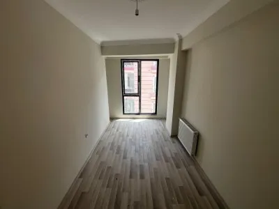 Edremit Cumhuriyet 2+1 Satılık Daire - 3