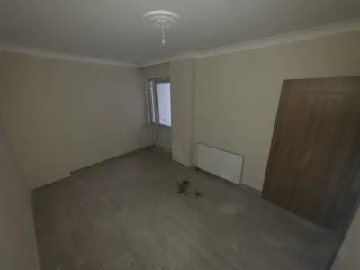 Edremit Eroğlan 4+1 Kiralık Daire - 18