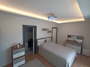 Edremit Cennetayağı 3+1 Kiralık Daire - 32