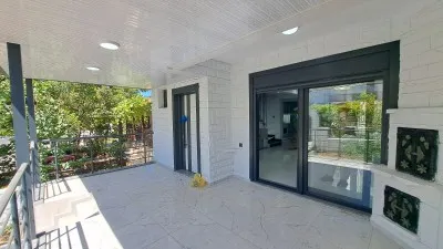 Edremit Avcılar 4+1 Satılık Villa - 13