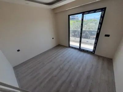 Edremit Zeytinli 1+1 For Sale Daire - 11
