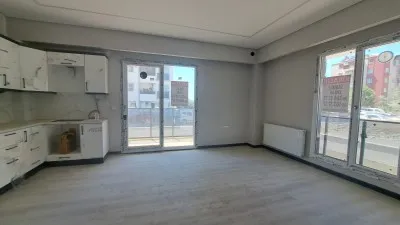Edremit Eroğlan 1+1 For Rent Daire - 18