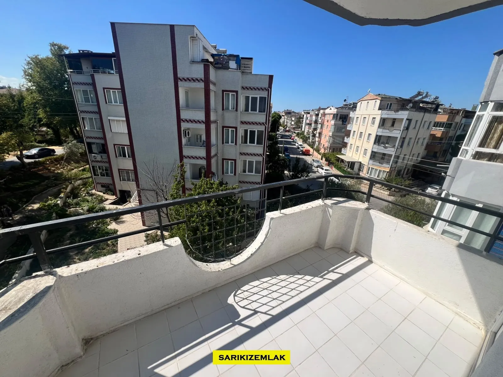 Edremit Akçay 4+1 Satılık Daire