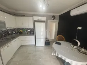 Edremit Hamidiye 3+1 For Rent Daire - 25
