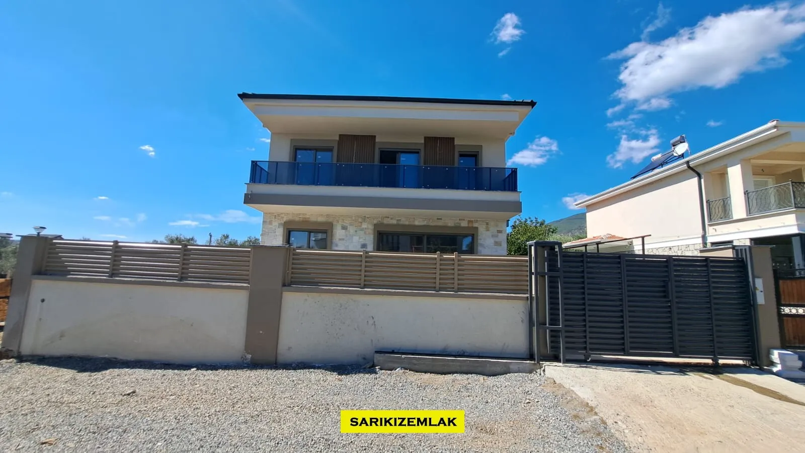 Edremit Güre 4+1 Satılık Villa